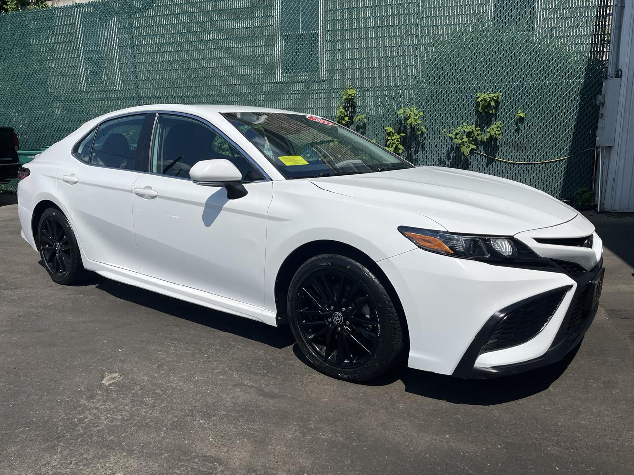 Toyota Camry SE Nightshade Edition 2023