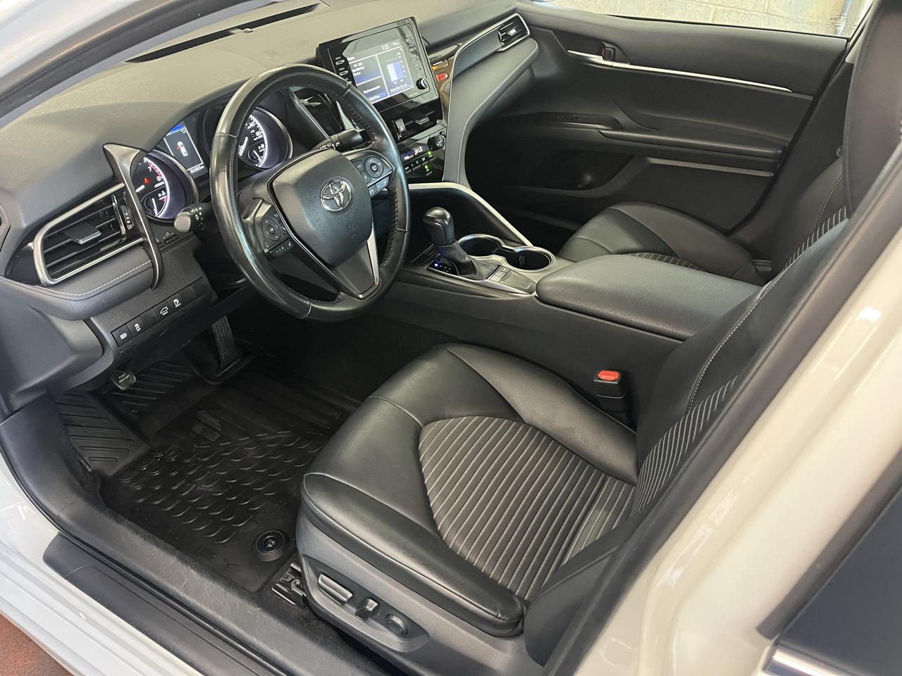 Toyota Camry SE Nightshade Edition 2023