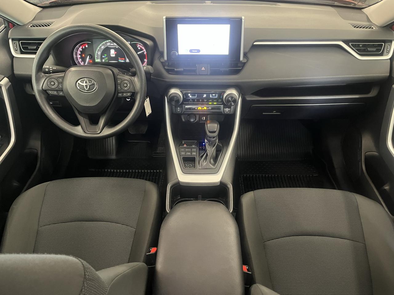 Toyota RAV4 LE AWD (Natl) 2024