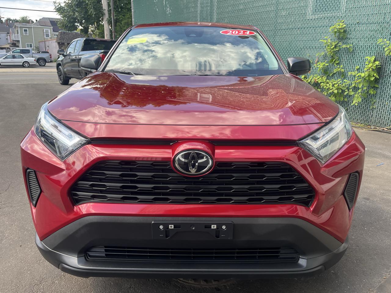 Toyota RAV4 LE AWD (Natl) 2024