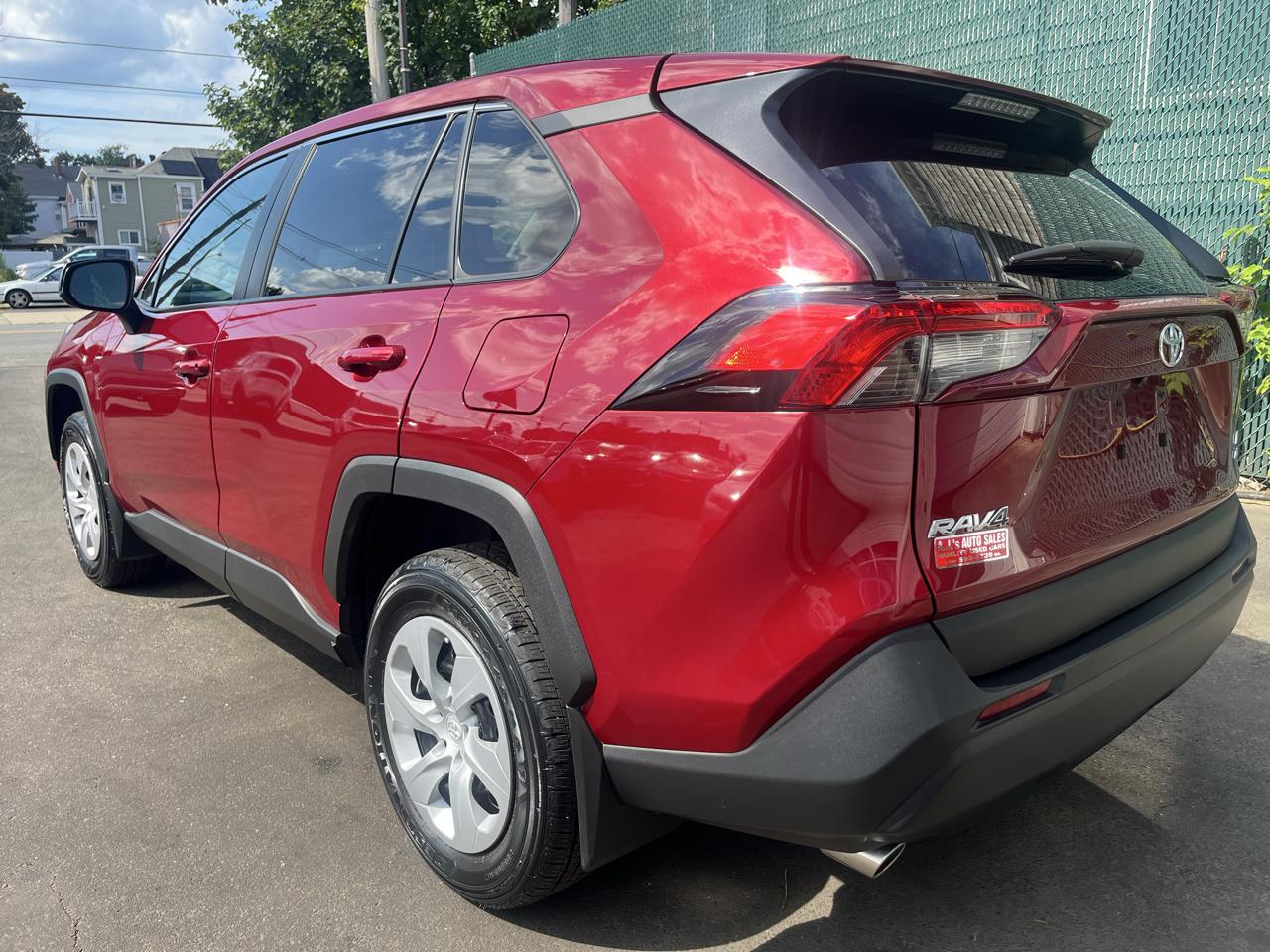 Toyota RAV4 LE AWD (Natl) 2024