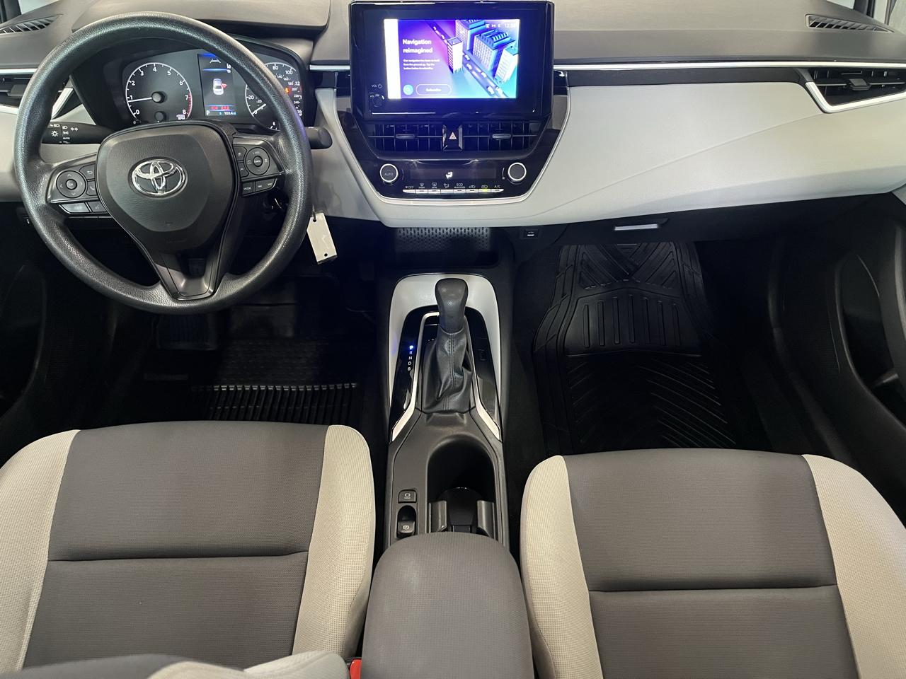 Toyota Corolla LE CVT (Natl) 2024
