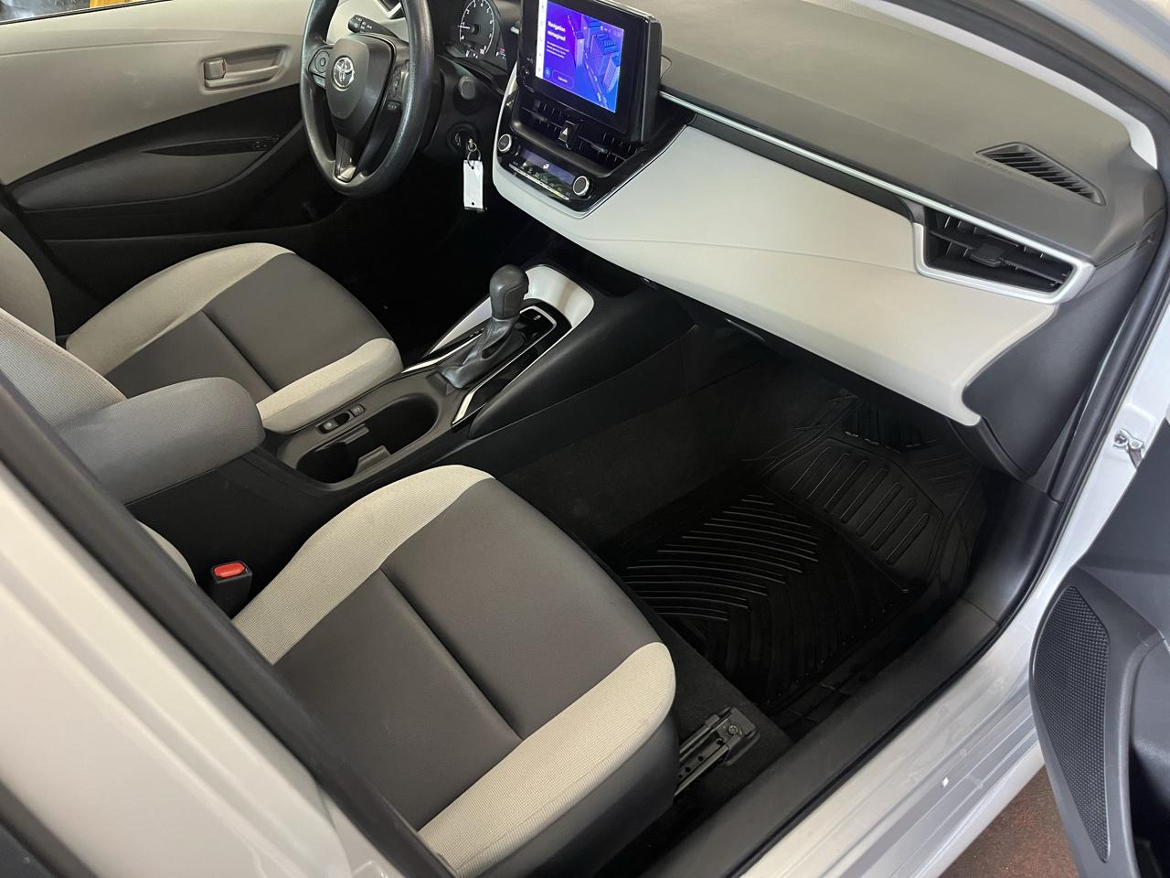 Toyota Corolla LE CVT (Natl) 2024