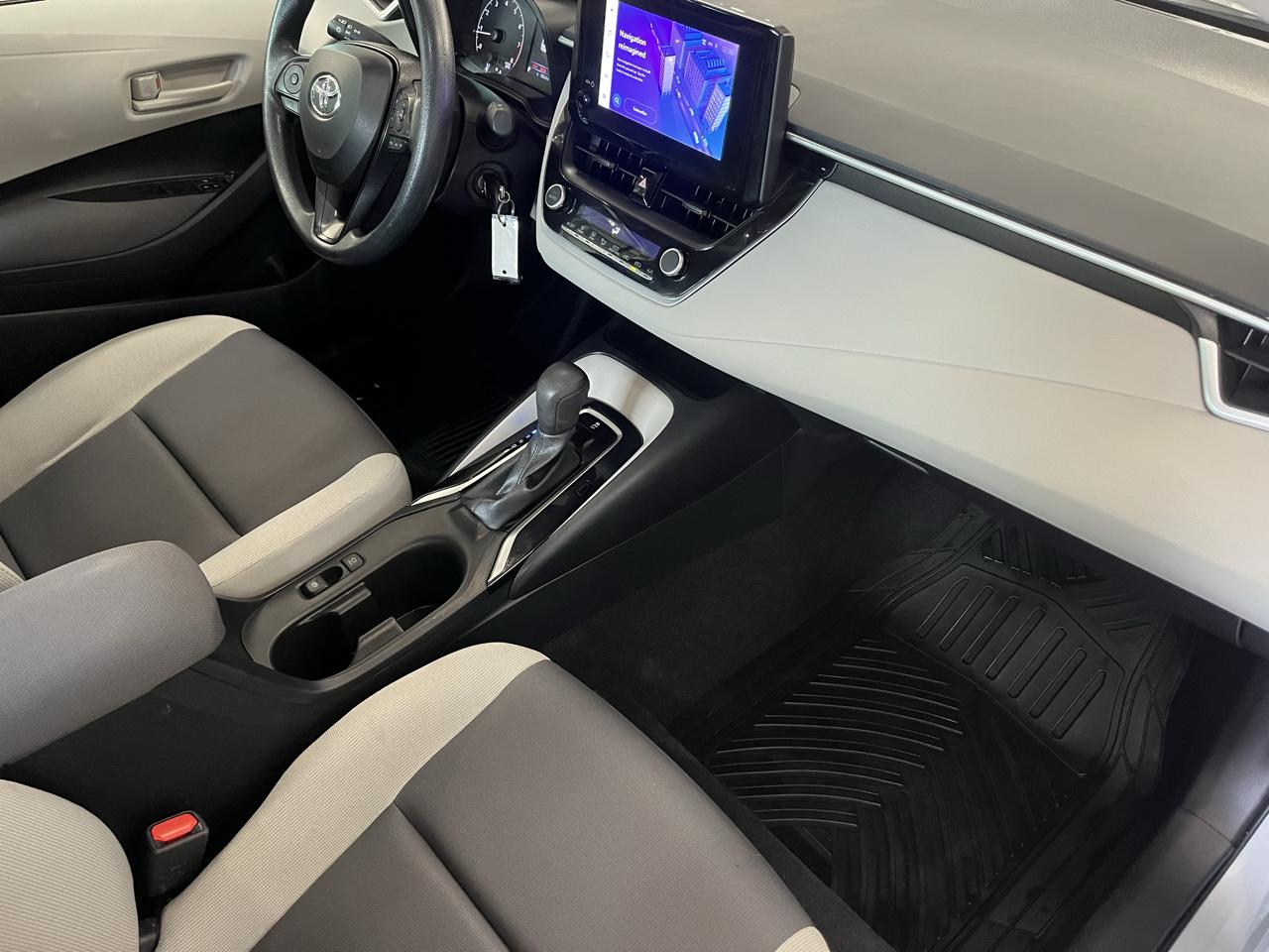 Toyota Corolla LE CVT (Natl) 2024