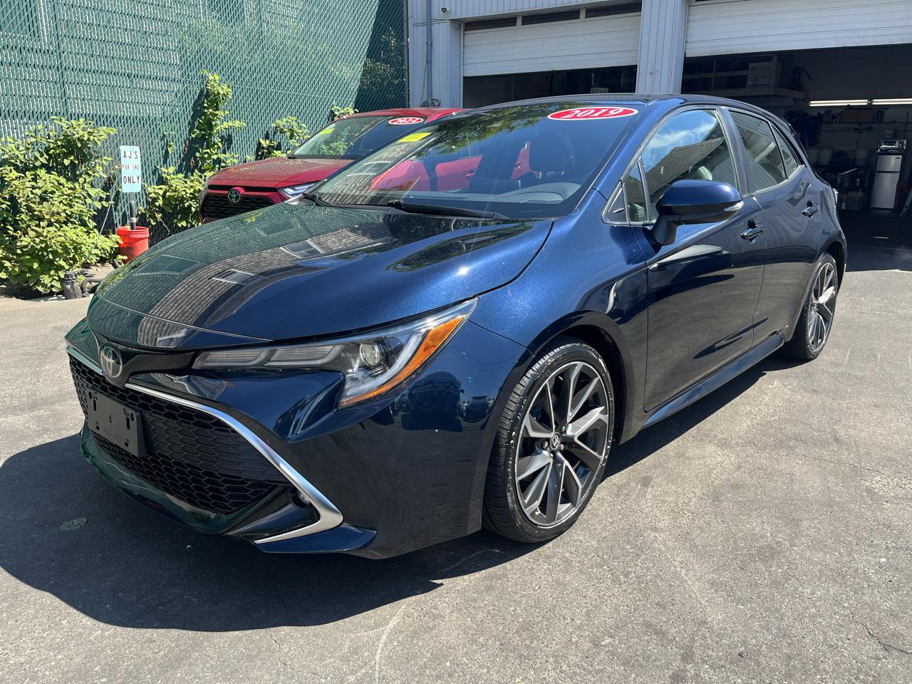 Toyota Corolla Hatchback XSE CVT (Natl) 2019