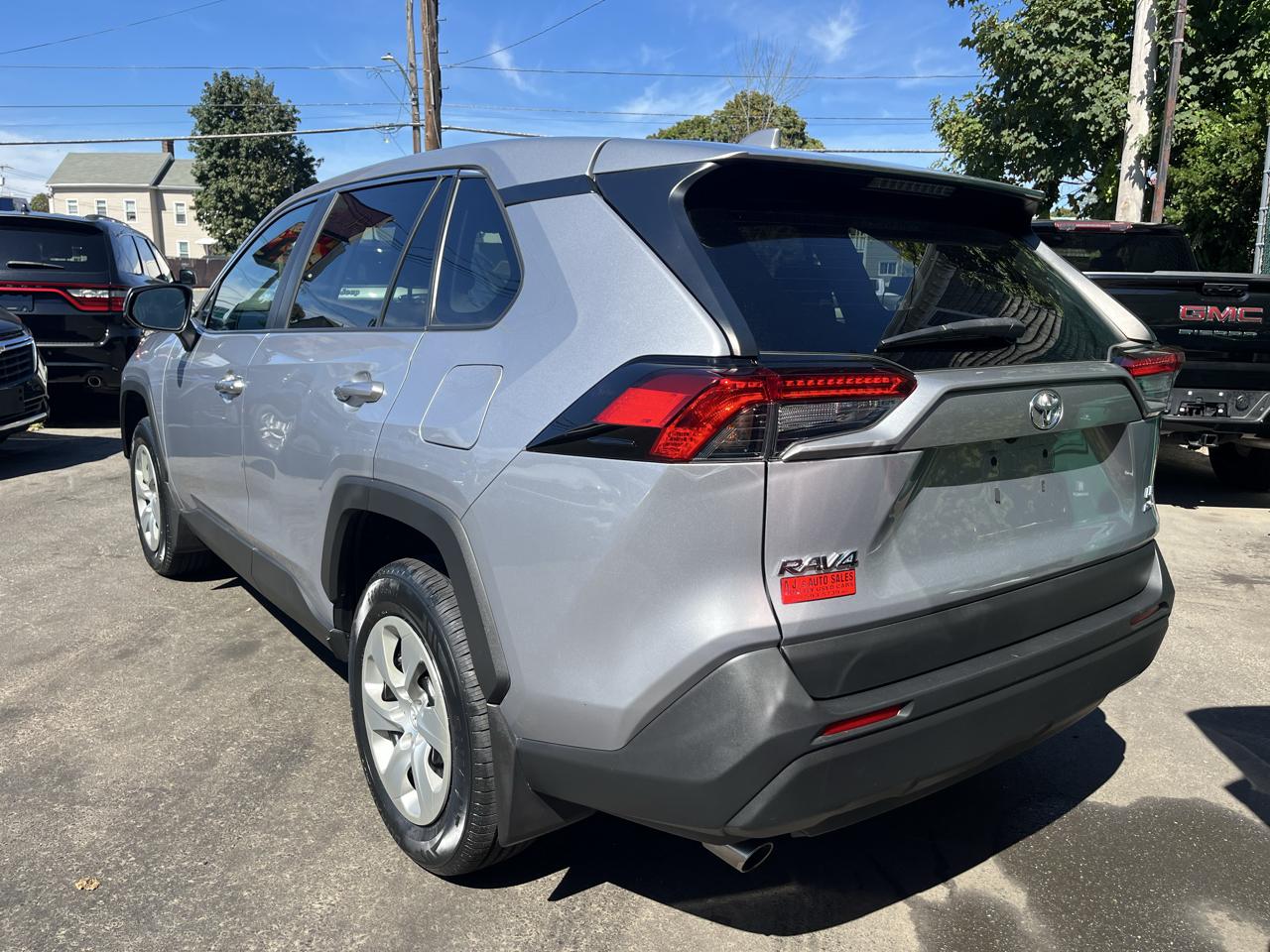 Toyota RAV4 LE AWD (Natl) 2022