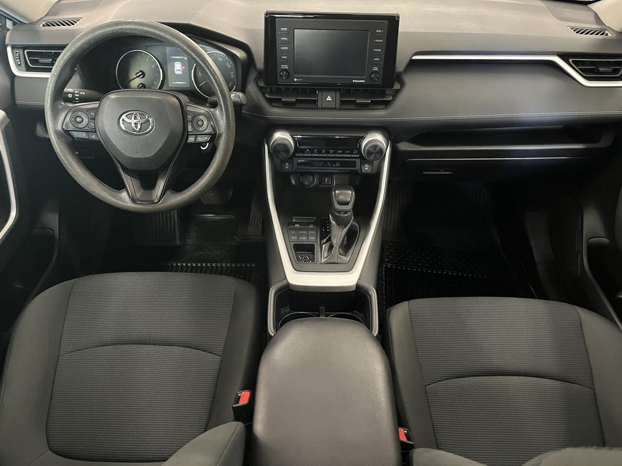Toyota RAV4 LE AWD (Natl) 2022