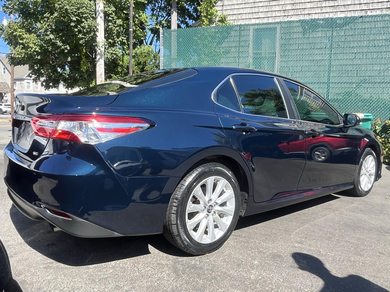 Toyota Camry XLE Auto (Natl) 2018