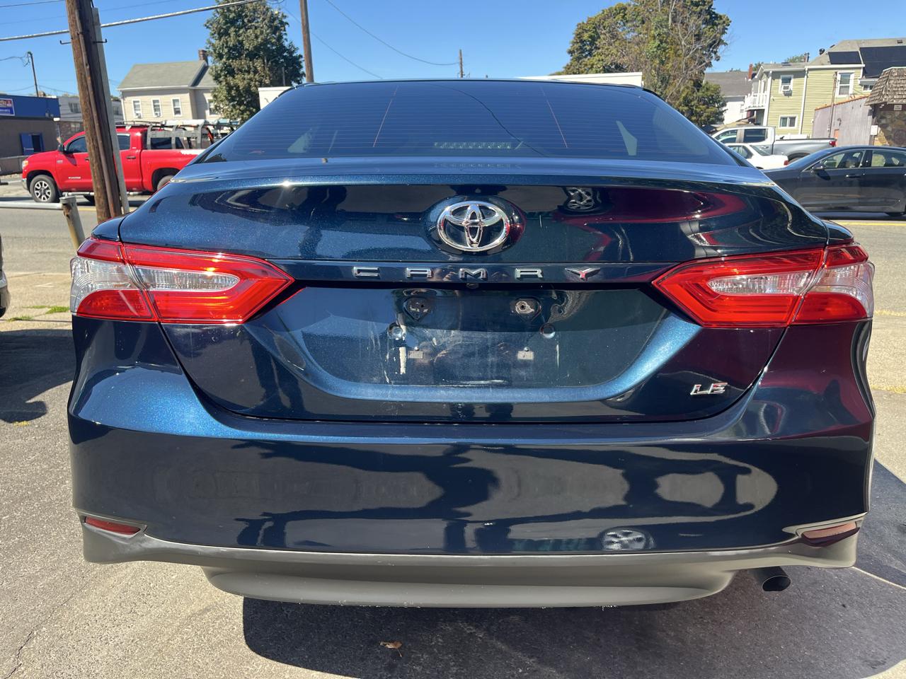 Toyota Camry XLE Auto (Natl) 2018