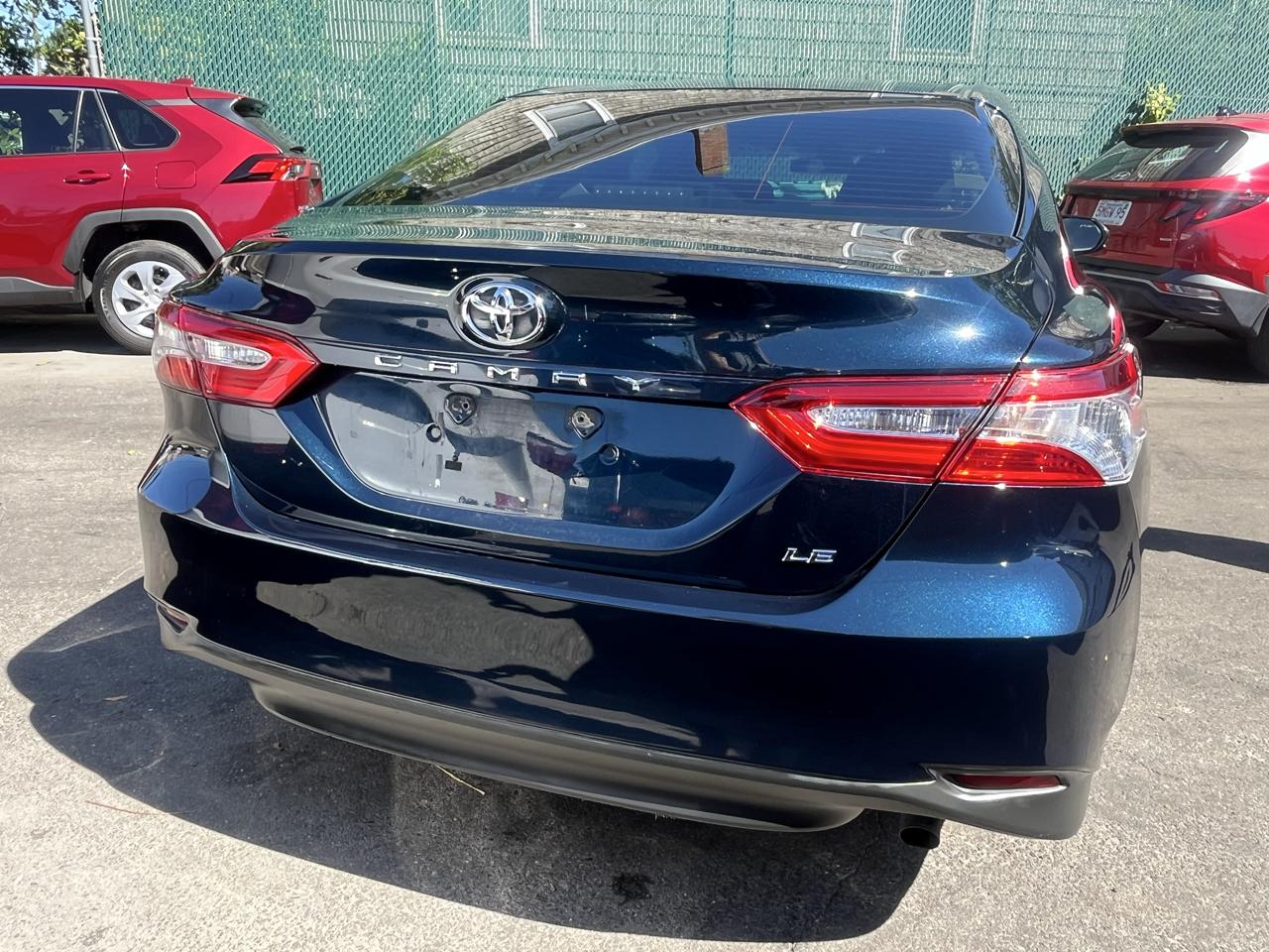 Toyota Camry XLE Auto (Natl) 2018