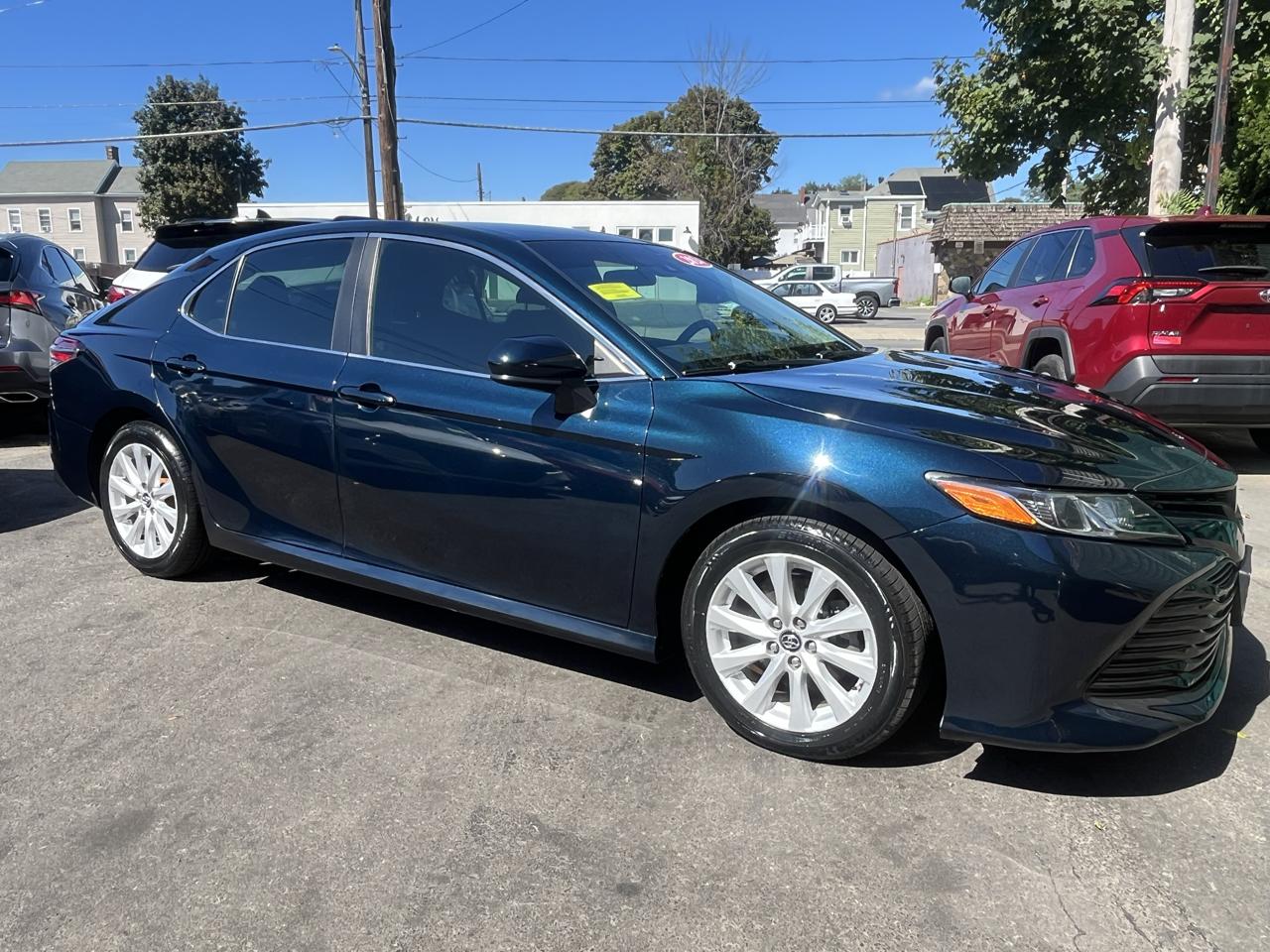 Toyota Camry XLE Auto (Natl) 2018