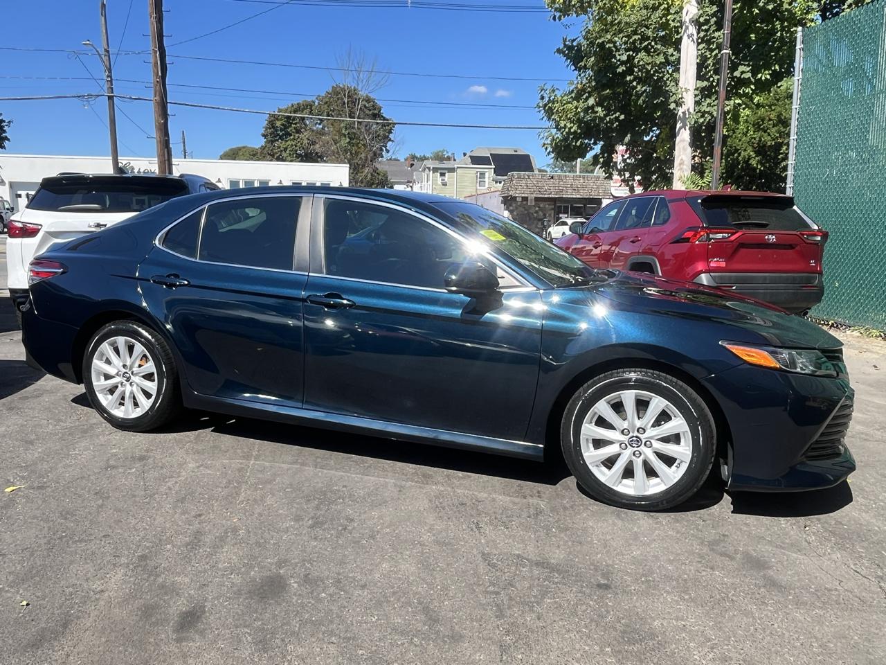 Toyota Camry XLE Auto (Natl) 2018