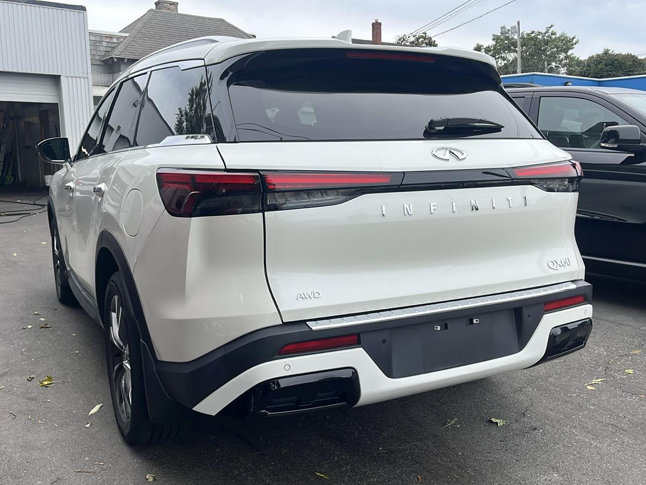 Infiniti QX60 LUXE AWD 2023