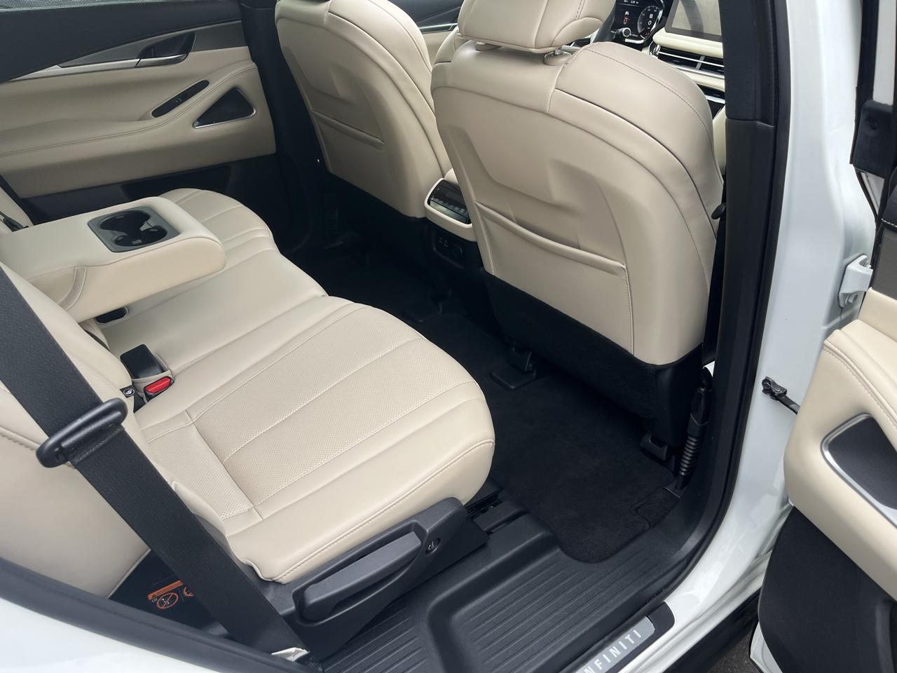 Infiniti QX60 LUXE AWD 2023