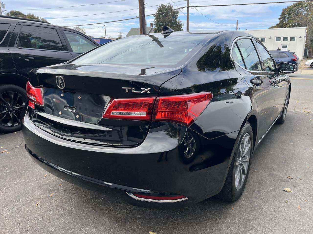 Acura TLX 2.4L FWD 2018