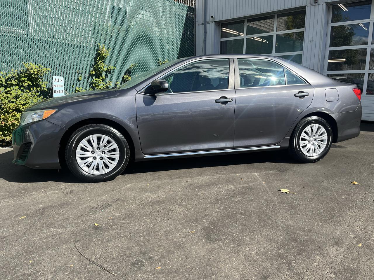 Toyota Camry 2014.5 4dr Sdn I4 Auto SE Sport (Natl) 2014