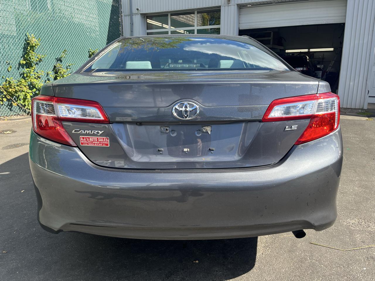 Toyota Camry 2014.5 4dr Sdn I4 Auto SE Sport (Natl) 2014