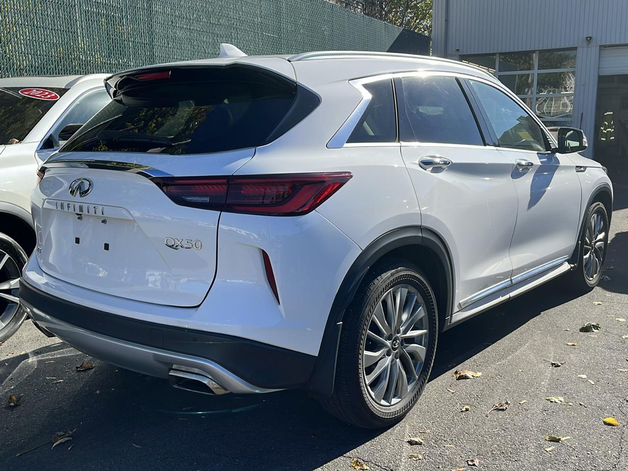 Infiniti QX50 LUXE AWD 2023