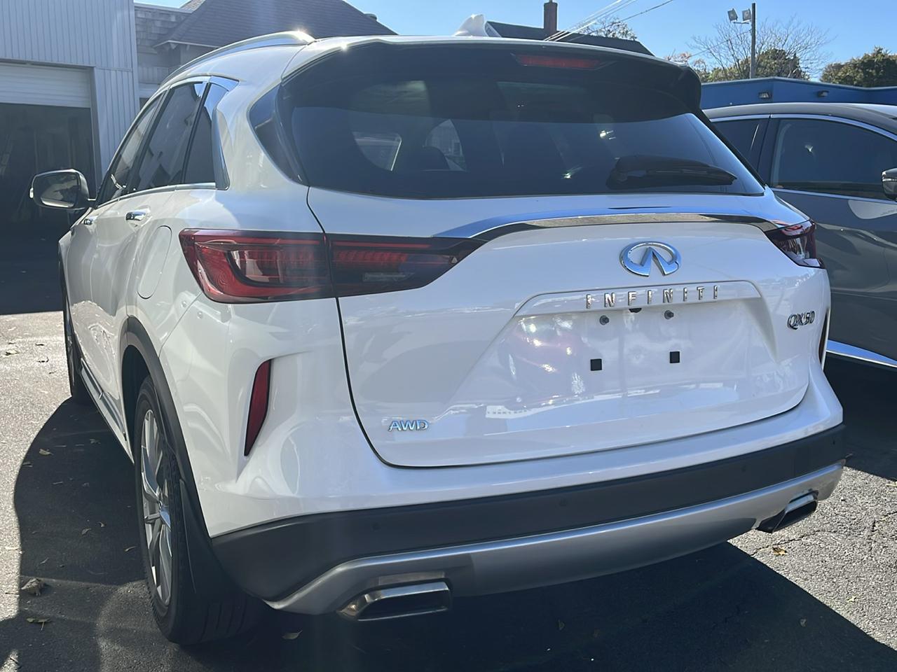 Infiniti QX50 LUXE AWD 2023