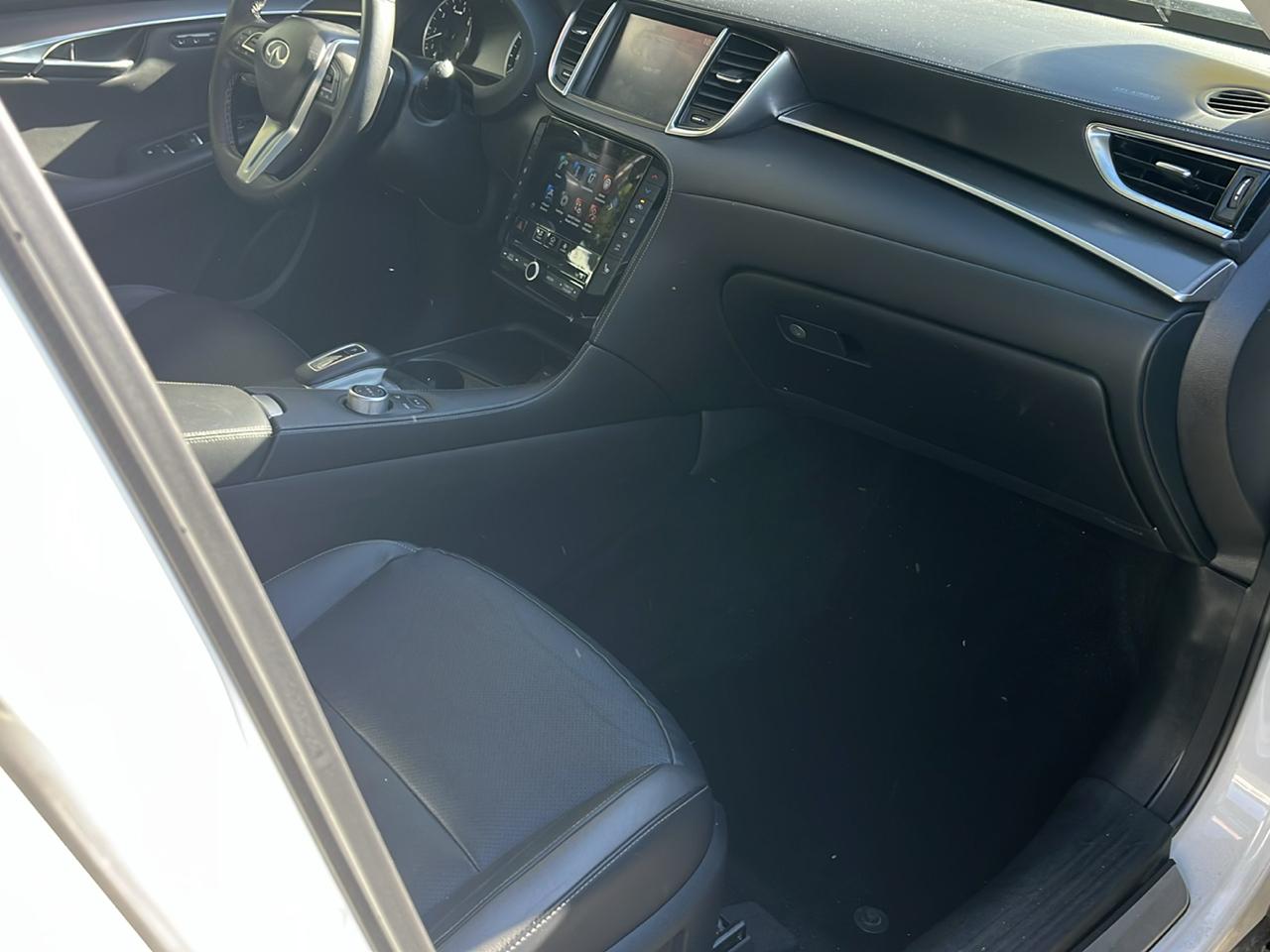 Infiniti QX50 LUXE AWD 2023