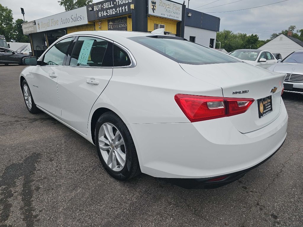 Chevrolet Malibu  2017