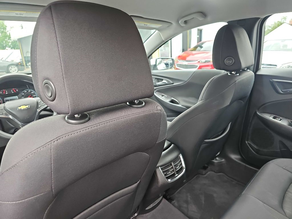 Chevrolet Malibu  2017