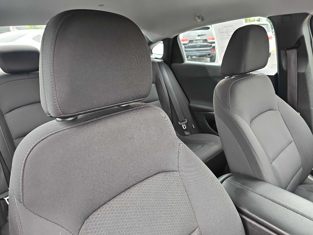 Chevrolet Malibu  2017