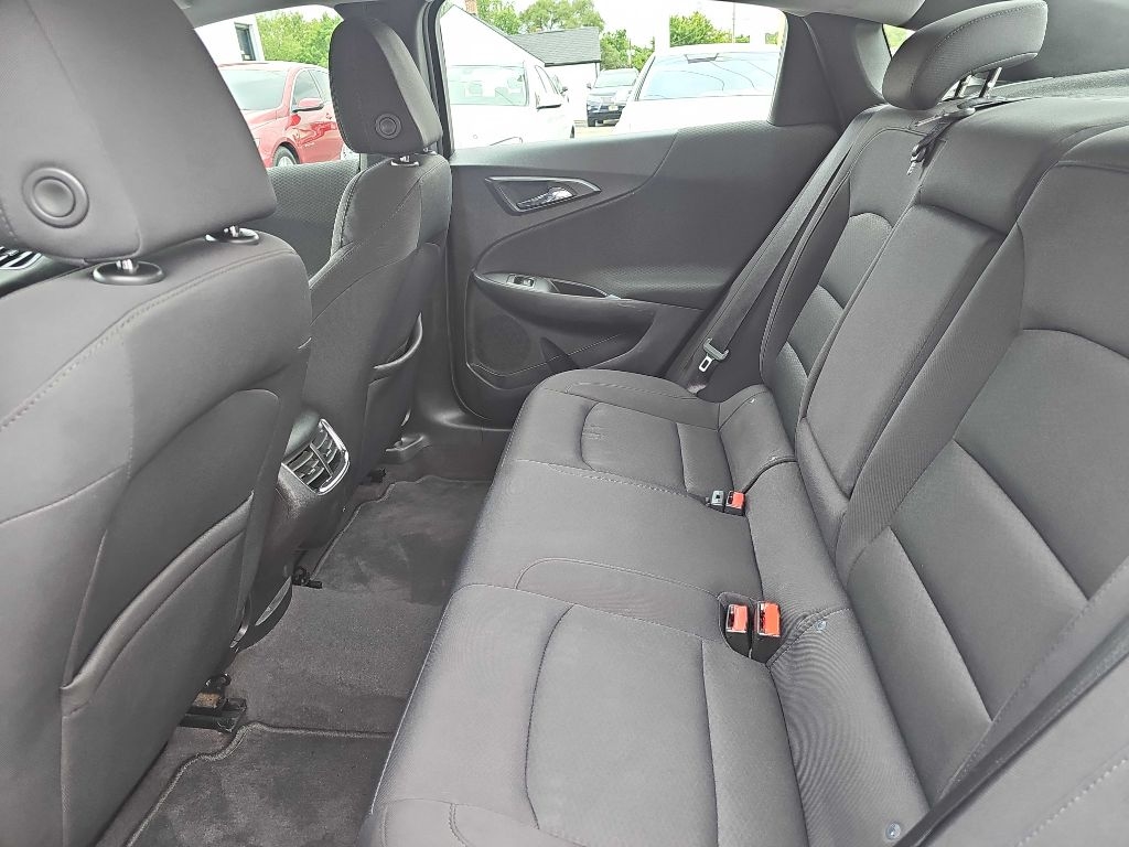 Chevrolet Malibu  2017