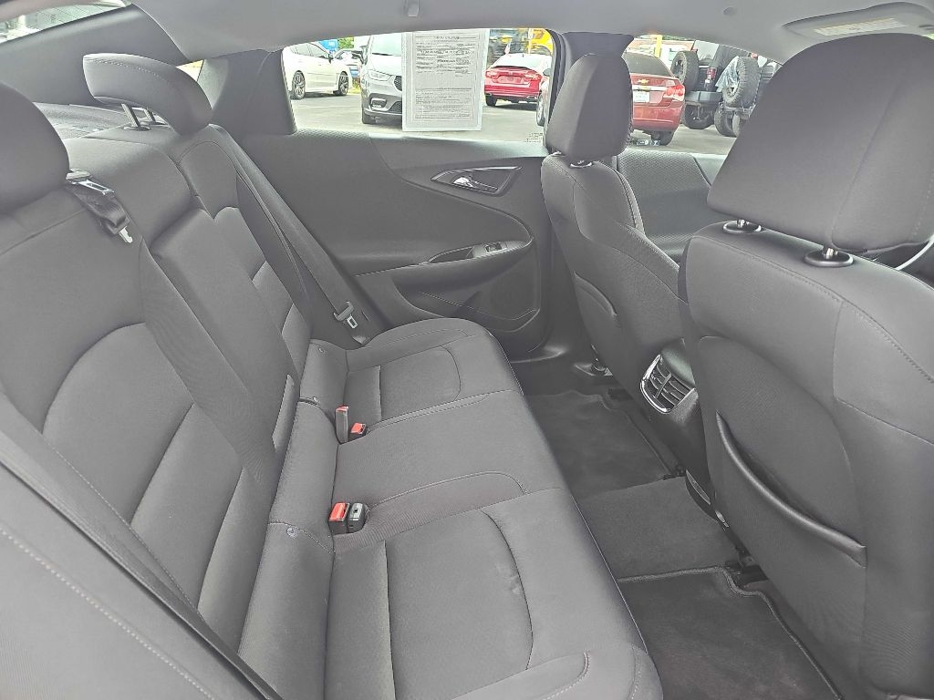 Chevrolet Malibu  2017