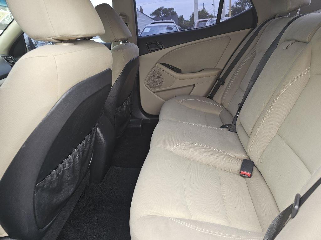 Kia Optima LX 2014