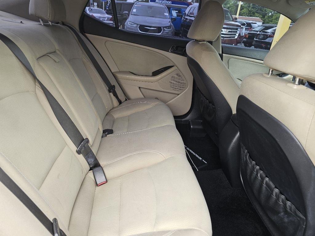 Kia Optima LX 2014