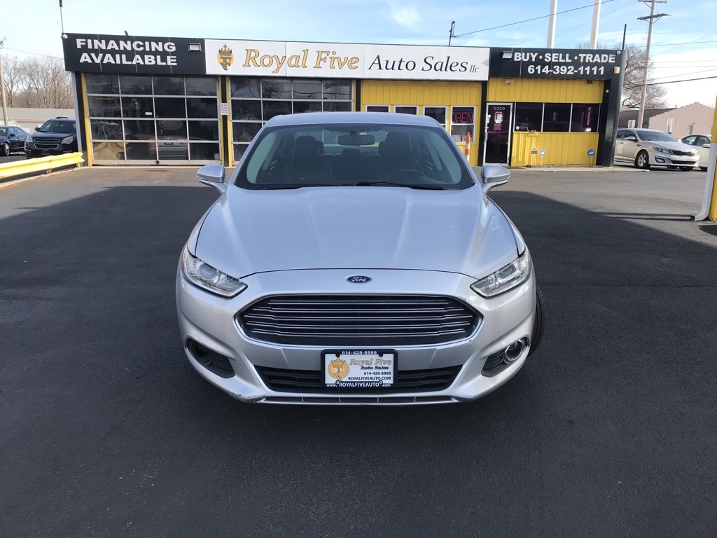 Ford Fusion SE 2016