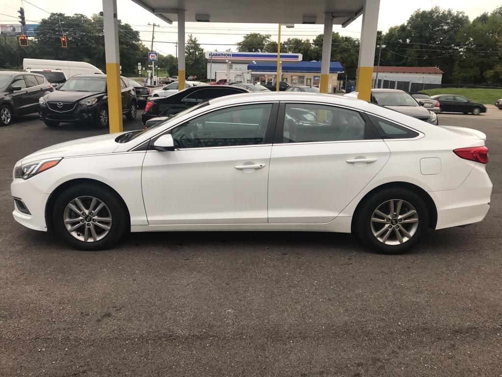 Hyundai Sonata SE 2017