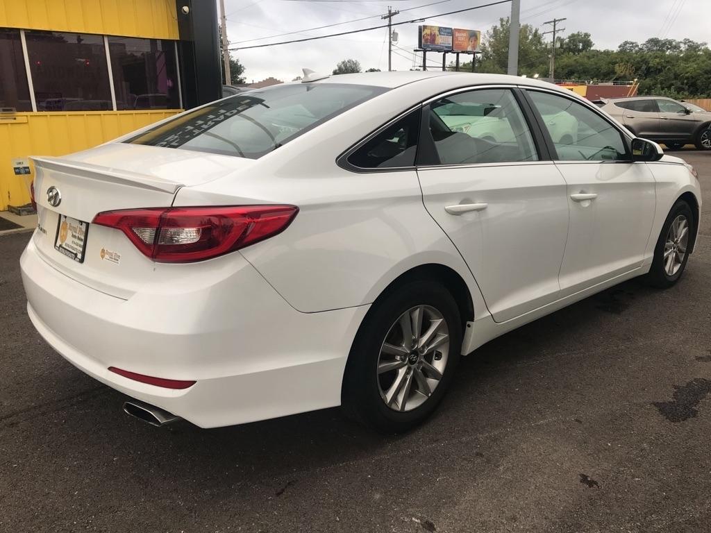 Hyundai Sonata SE 2017