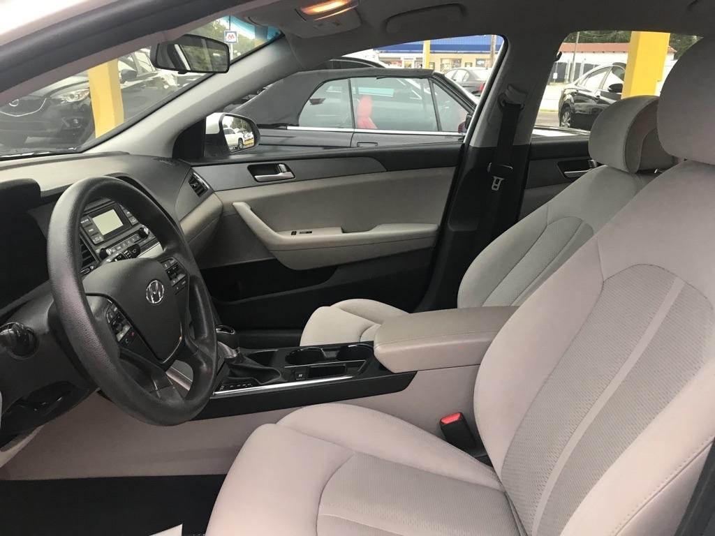 Hyundai Sonata SE 2017