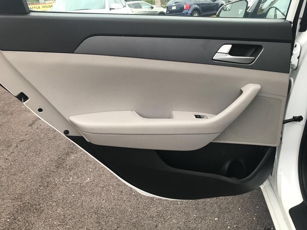 Hyundai Sonata SE 2017