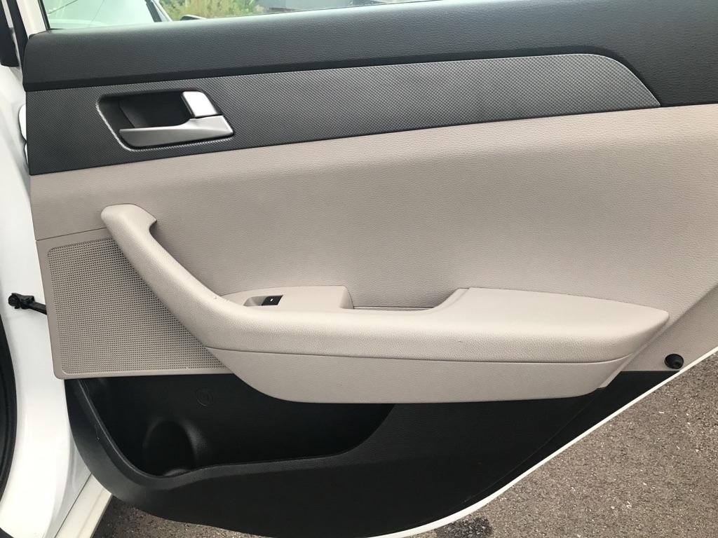 Hyundai Sonata SE 2017