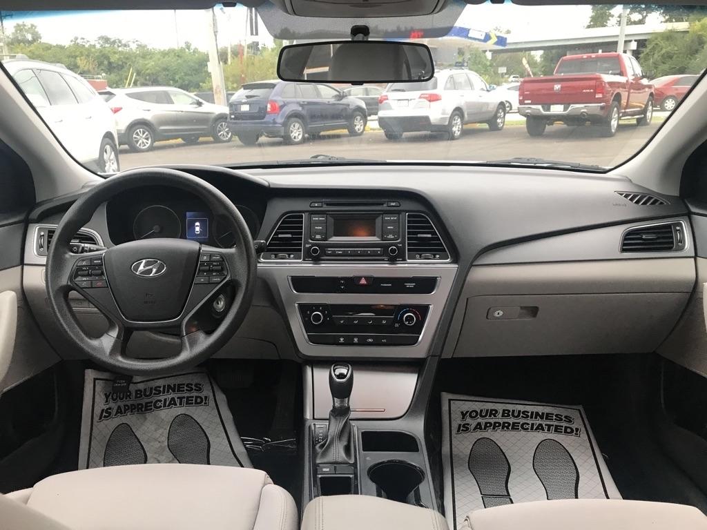 Hyundai Sonata SE 2017