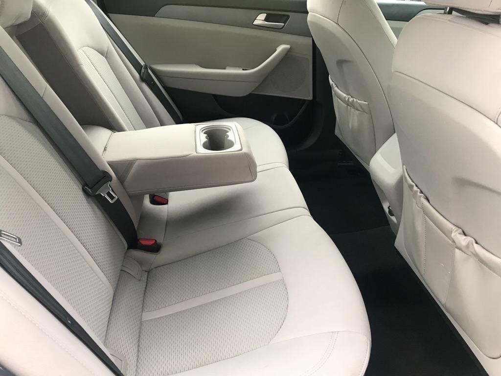 Hyundai Sonata SE 2017