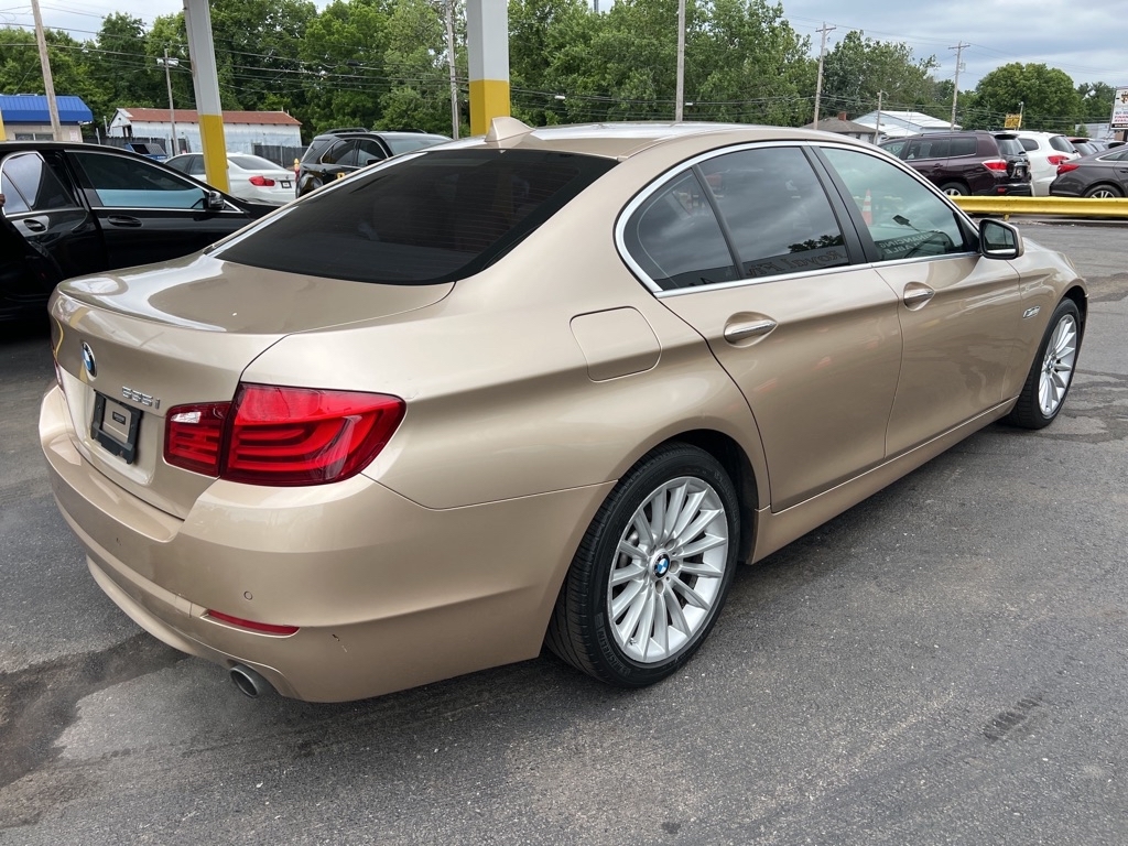 BMW 5-Series 535i 2012