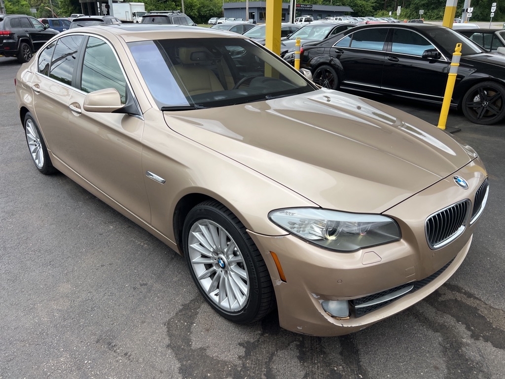 BMW 5-Series 535i 2012