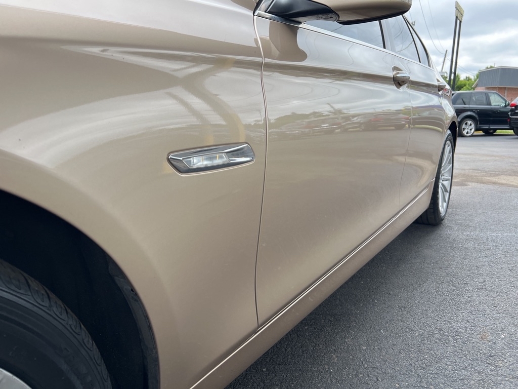 BMW 5-Series 535i 2012