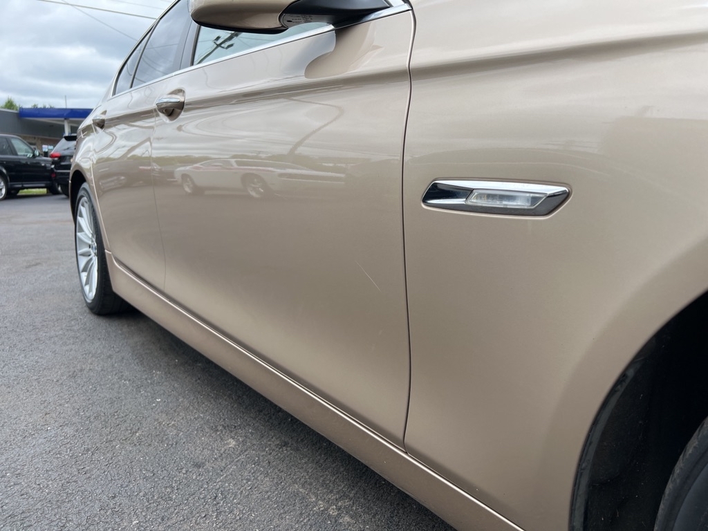 BMW 5-Series 535i 2012