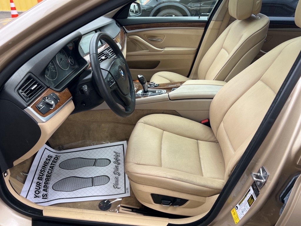BMW 5-Series 535i 2012