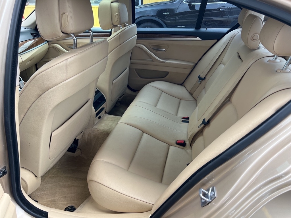 BMW 5-Series 535i 2012