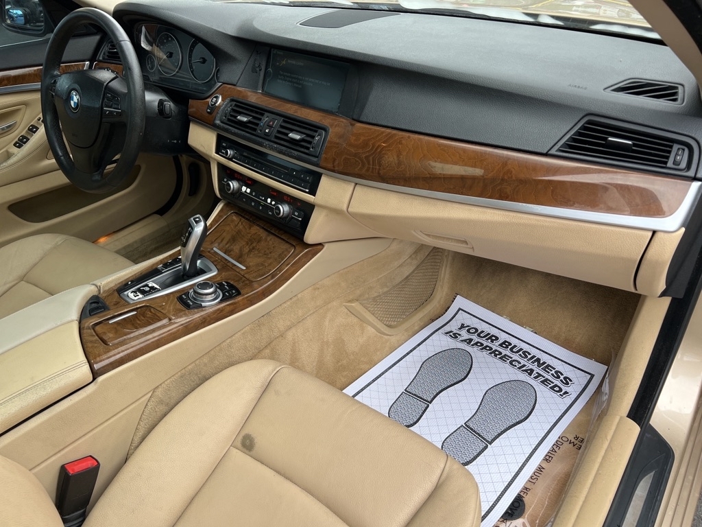 BMW 5-Series 535i 2012
