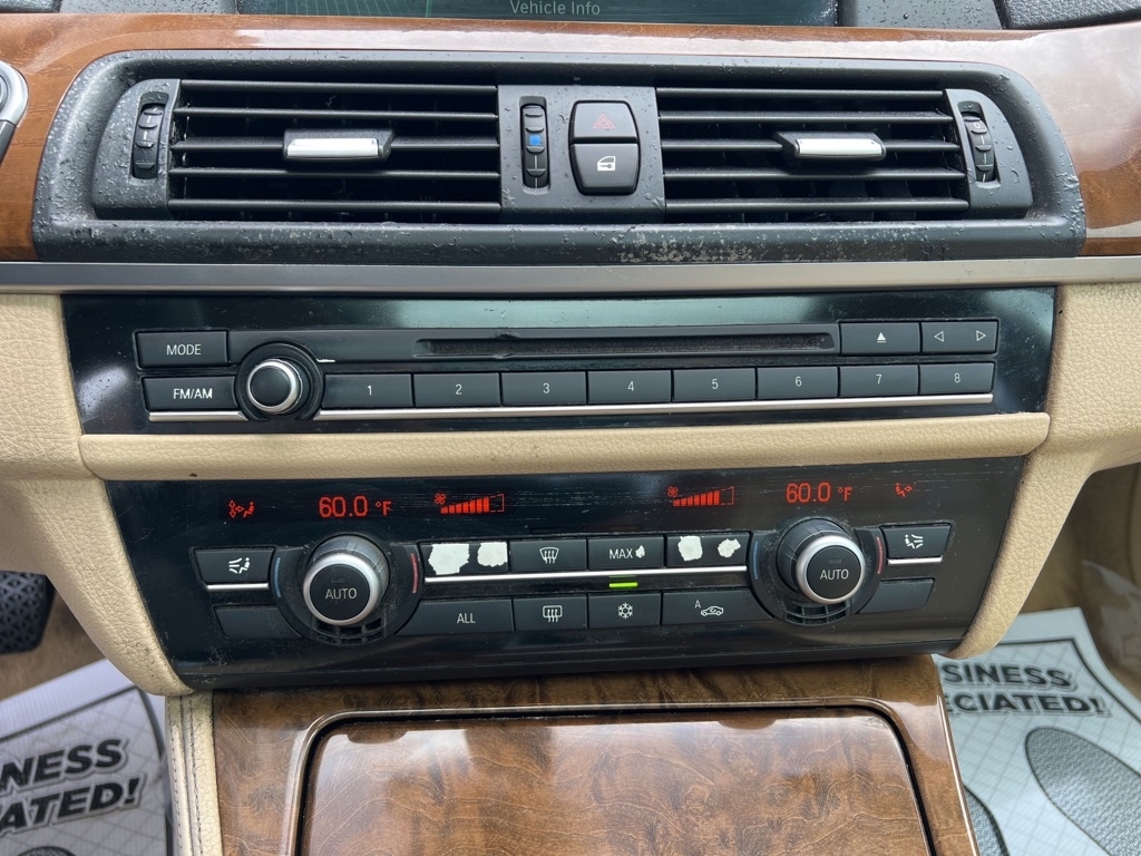 BMW 5-Series 535i 2012