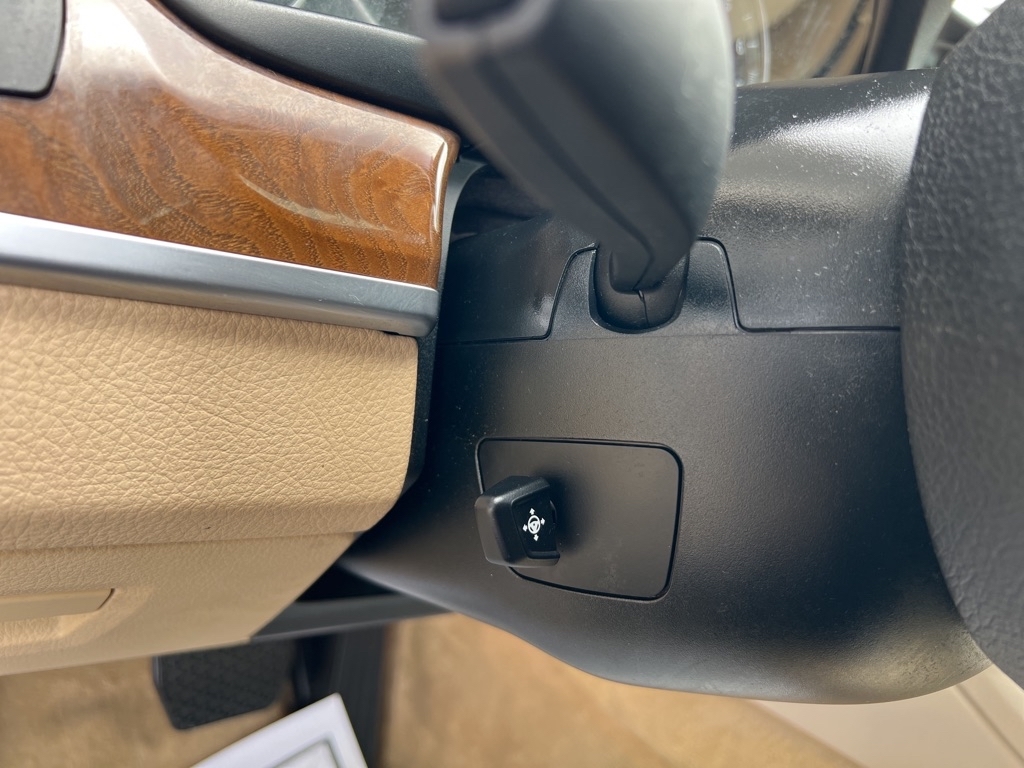 BMW 5-Series 535i 2012