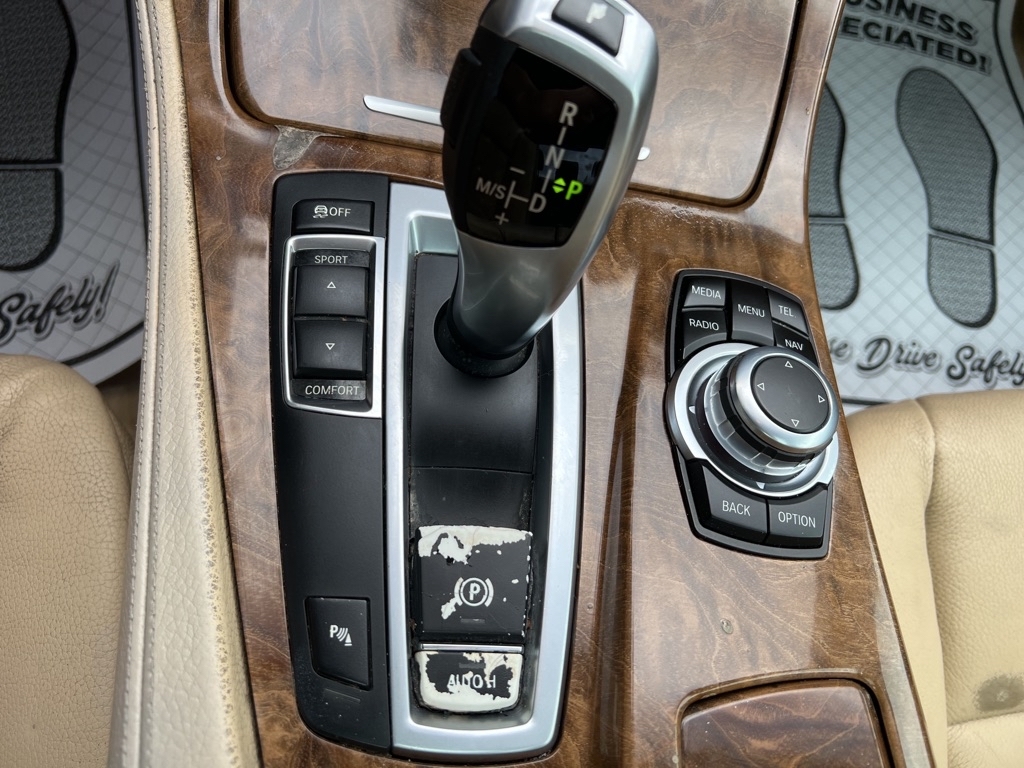 BMW 5-Series 535i 2012