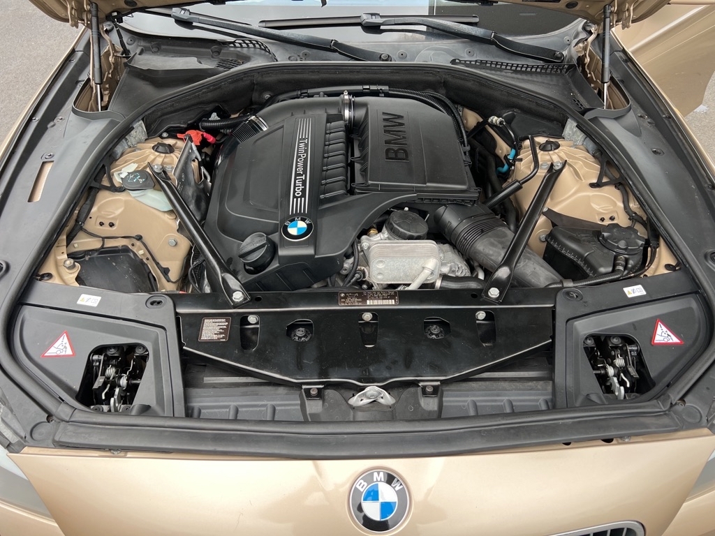 BMW 5-Series 535i 2012